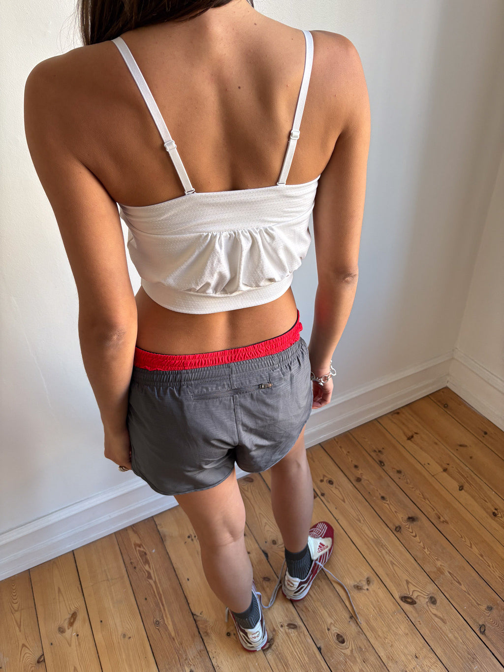 054 / Nike Tube Bra